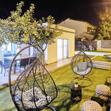 Villa Cubo's Cozy & Modern Sol De Malaga