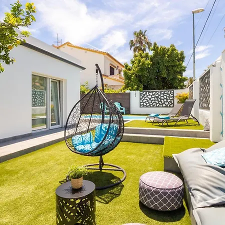 Cubo's Cozy & Modern Sol De Villa