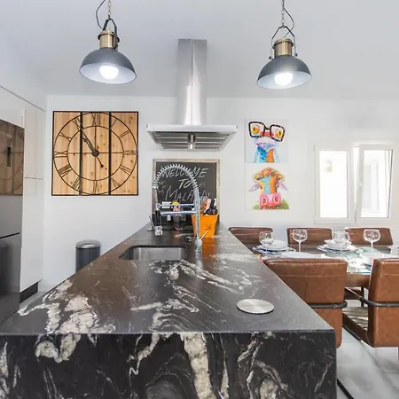 Cubo's Cozy & Modern Sol De * Malaga