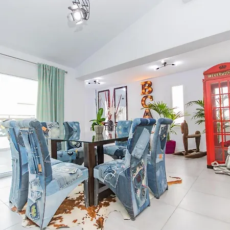 Villa Cubo's Cozy & Modern Sol De *